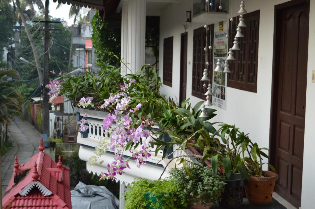 Dream Catcher Home Stay Kochi Eksteriør billede