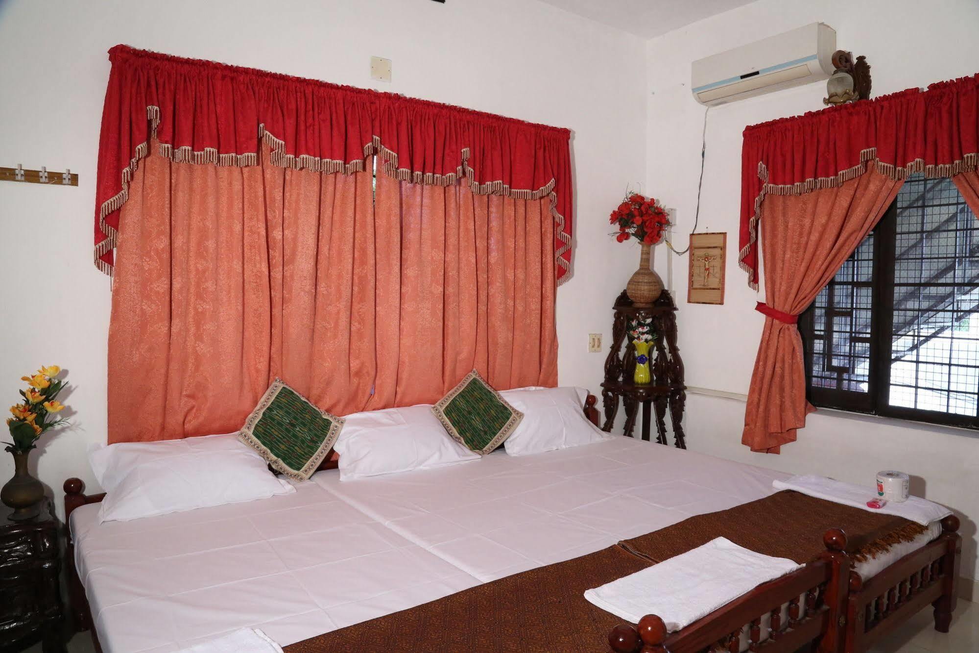 Dream Catcher Home Stay Kochi Eksteriør billede