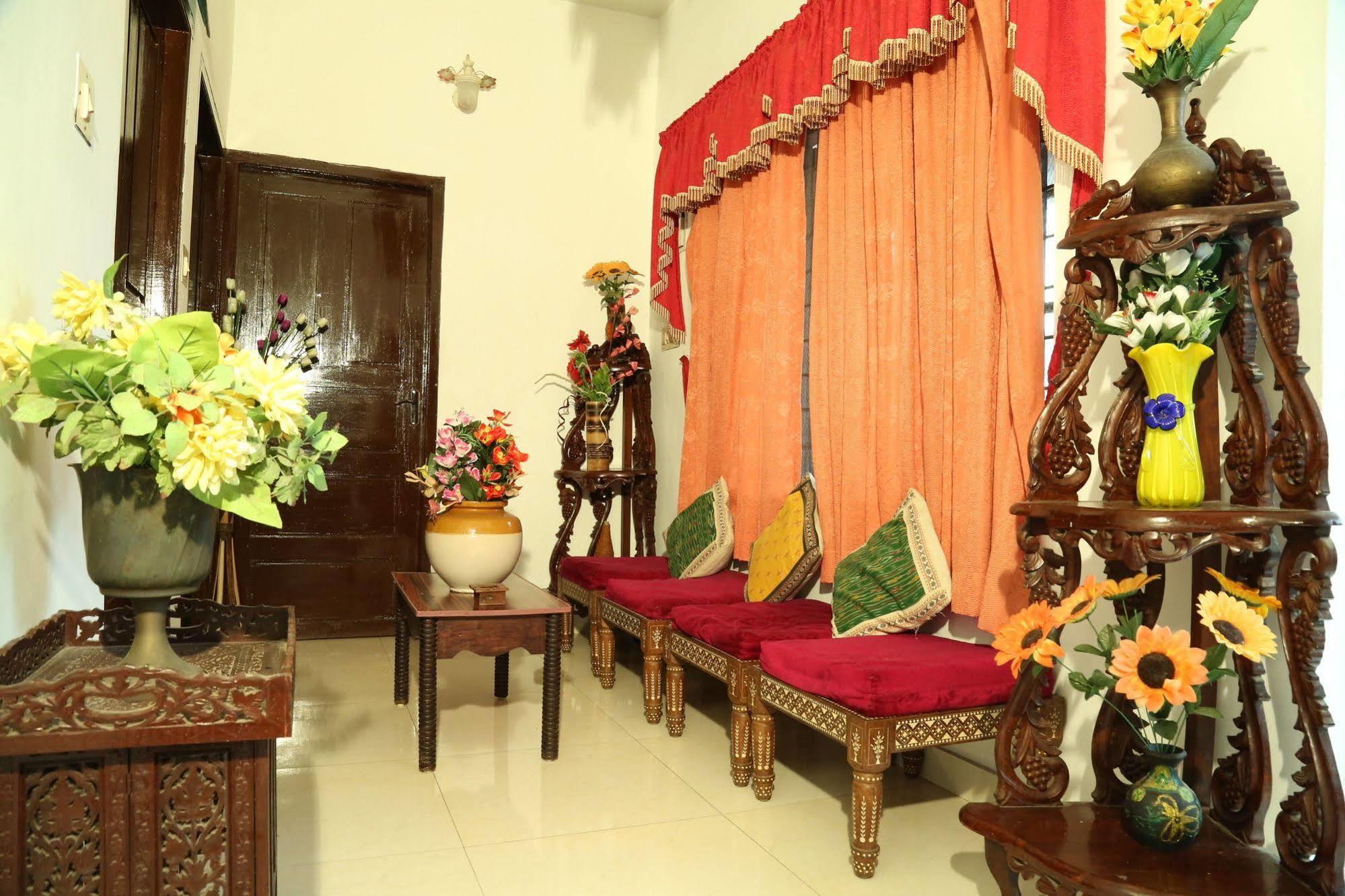 Dream Catcher Home Stay Kochi Eksteriør billede